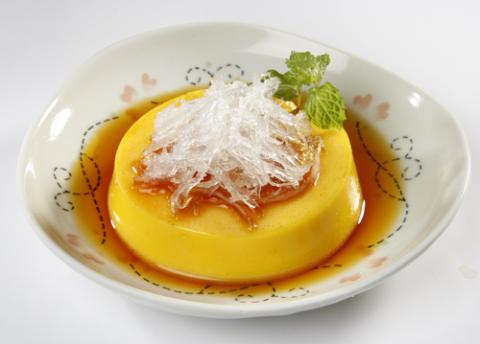 Bánh flan yến sào